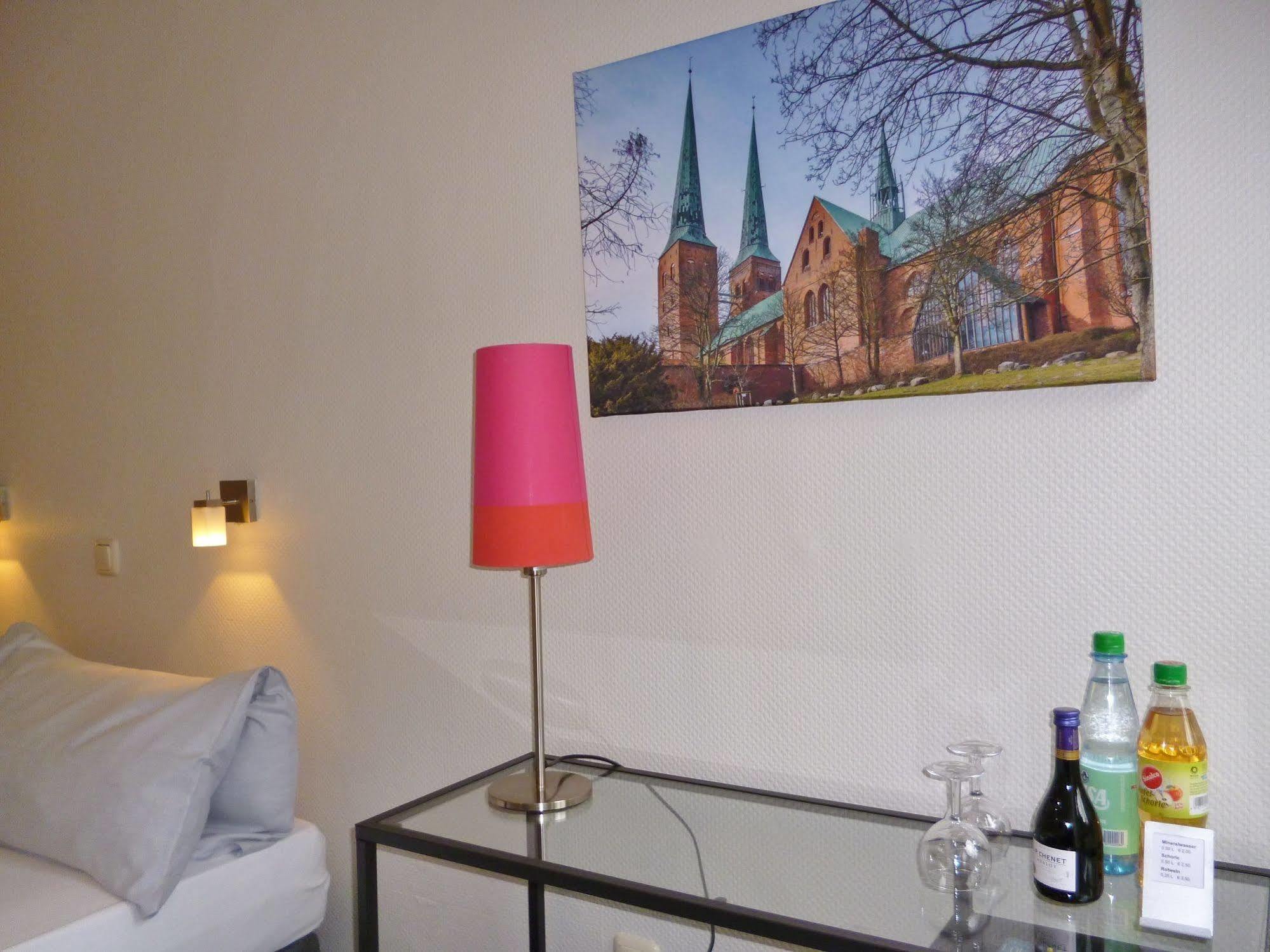 Hotel Am Muehlenteich Lübeck Exterior foto